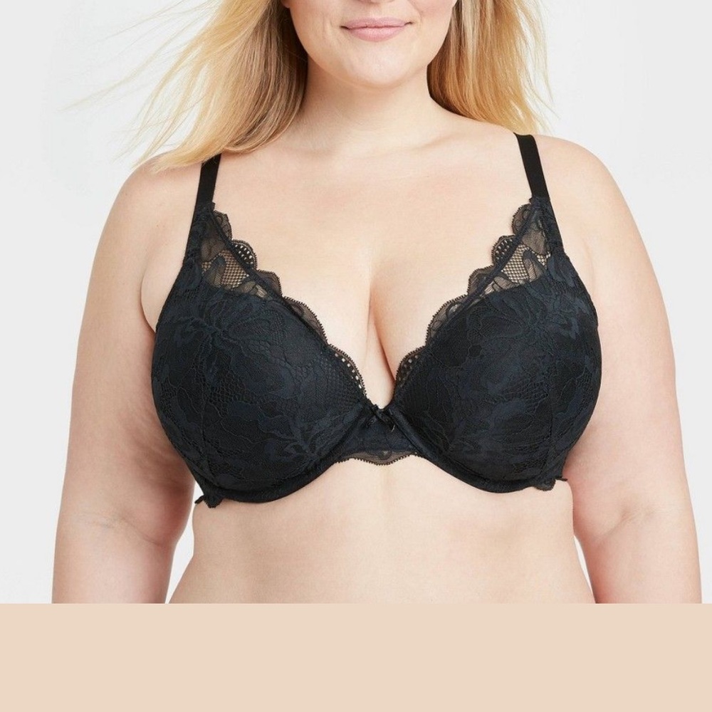 Elegant Black Lace Bra 42f